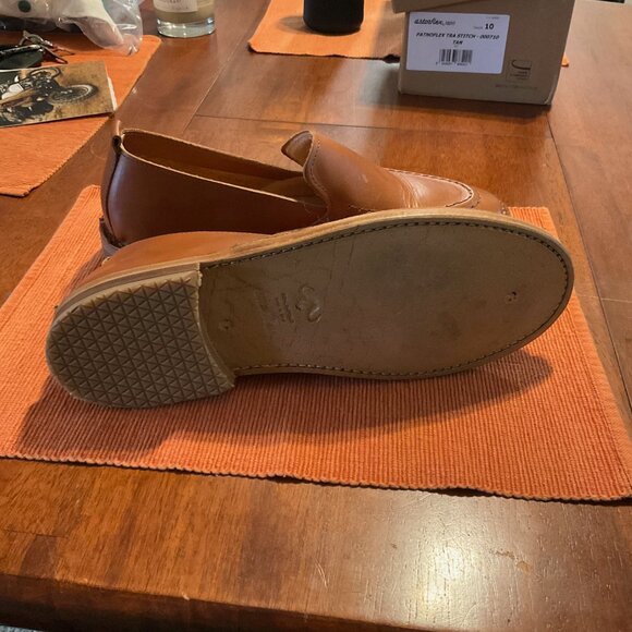 Astro flex Brown Leather Loafers - Picture 6 of 7